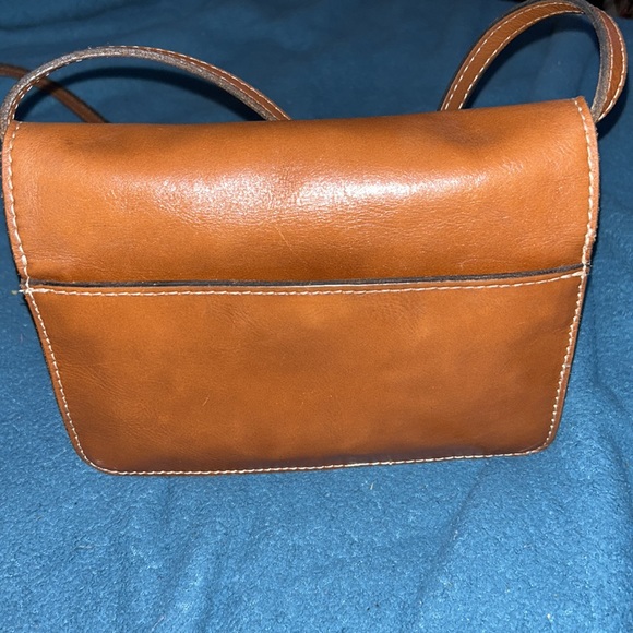 Vintage Rare Find Patricia Nash Tan Leather purse. Style #P57801 - Picture 7 of 14